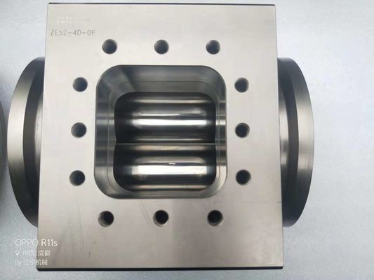 Berstoff ZE 82 Extruder Schneckenzylinder