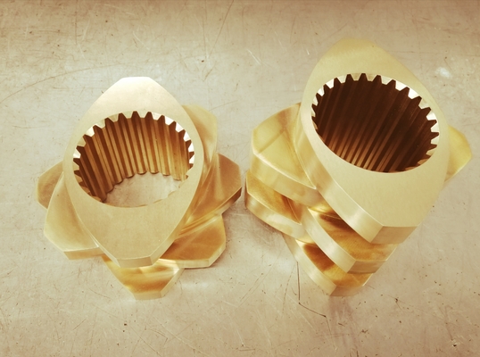 Segmentiert knetende Block-Schraube des Doppelschneckenextruder-TDS150 für petrochemische Fabrik