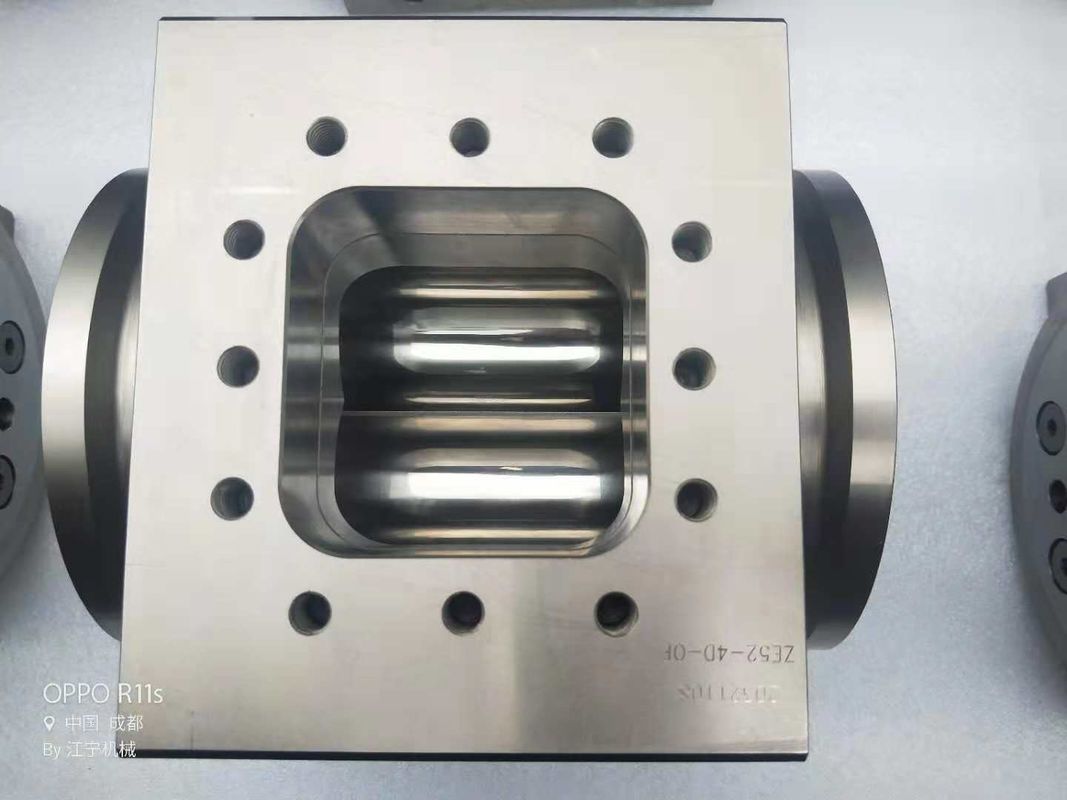 Berstoff ZE 82 Extruder Schneckenzylinder