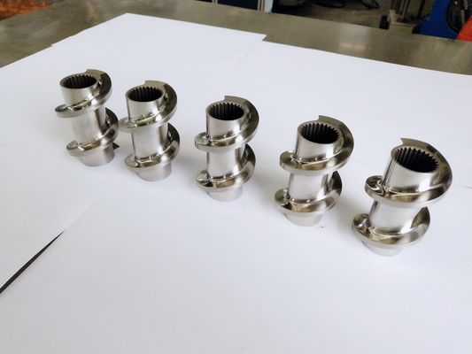 Drehende Doppelschneckenextruder-Ersatzteile HRC58 - ZSE75 Co Härte 62