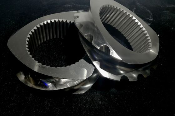 ISO9001 2015 zertifizierte zweischraubende Extruder-Ersatzteile für Sandstrahlen und Polieren